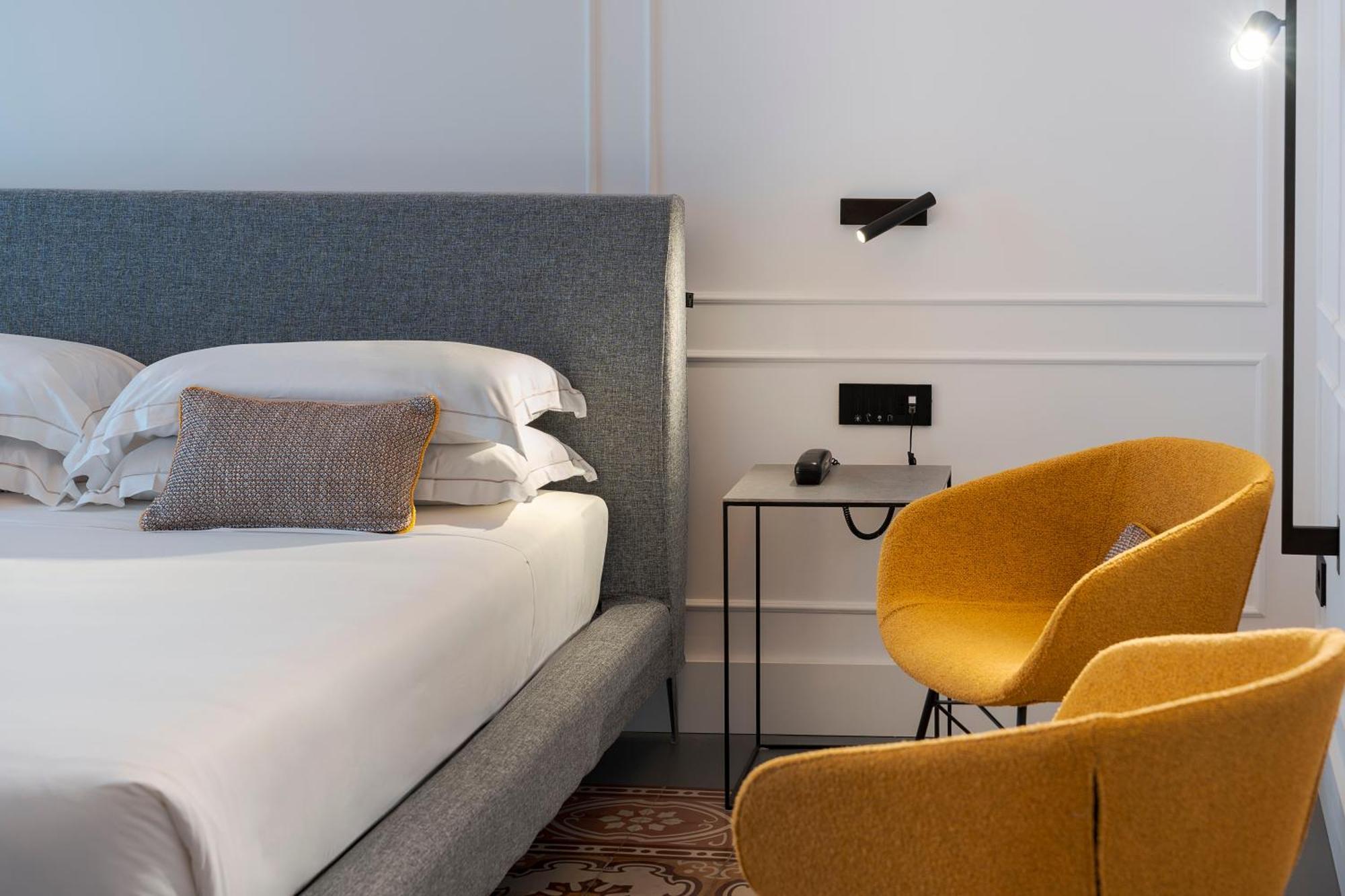 Hotel Habitat Catania Esterno foto